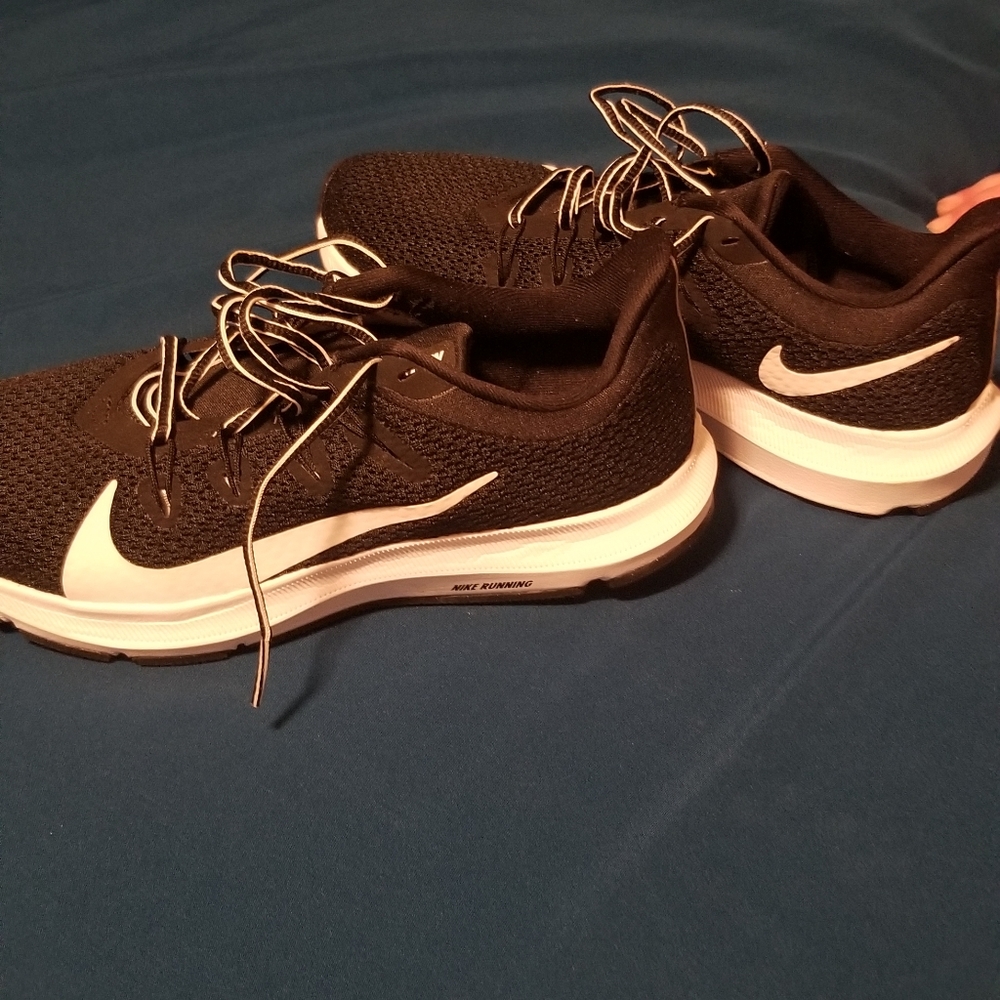 Womens Nike shoes